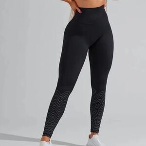 BuffBunny High-Waisted Black Leggings